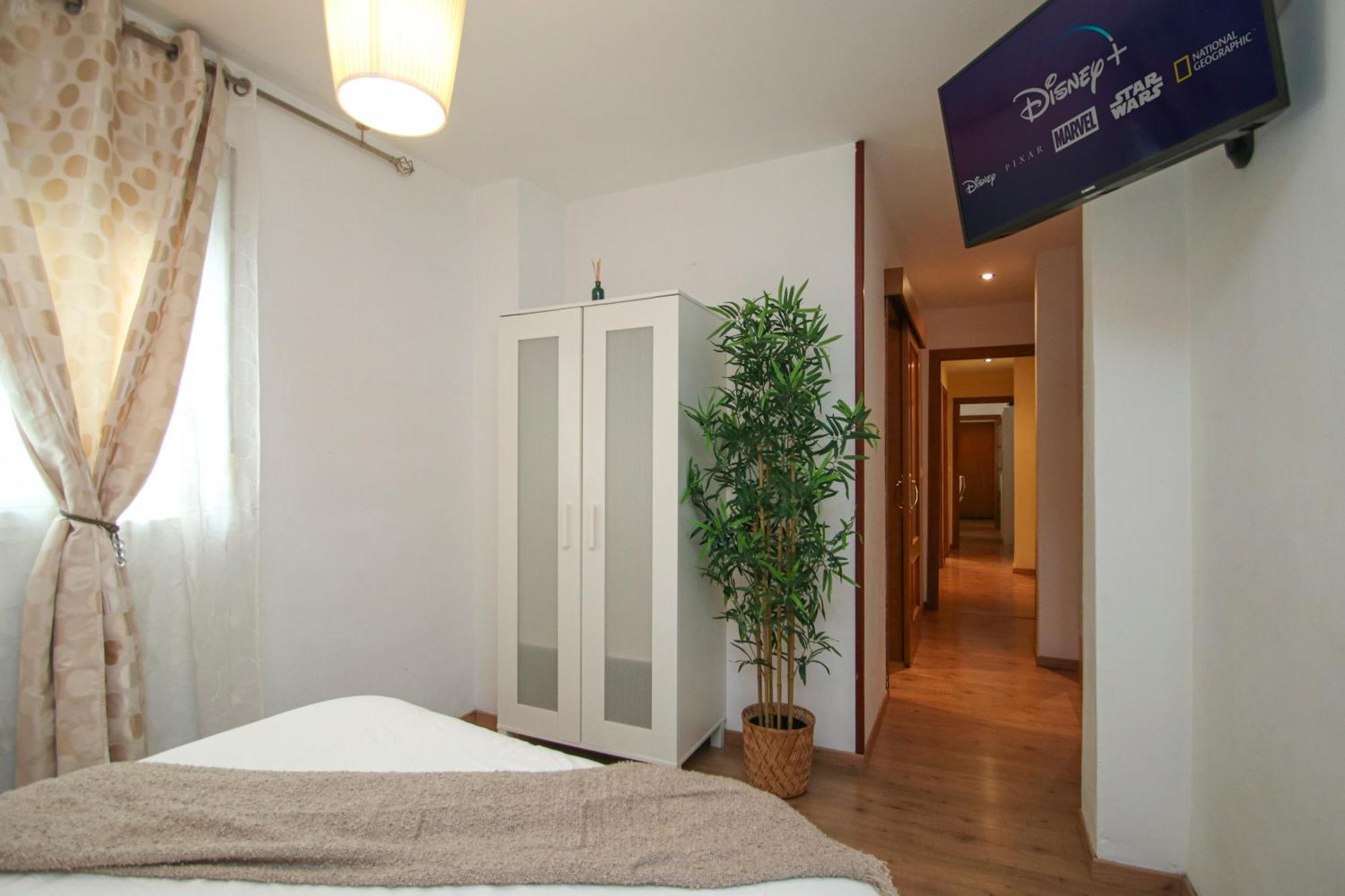 Spacious 2 Bedroom Apt In The Heart Of Triana セビリア エクステリア 写真