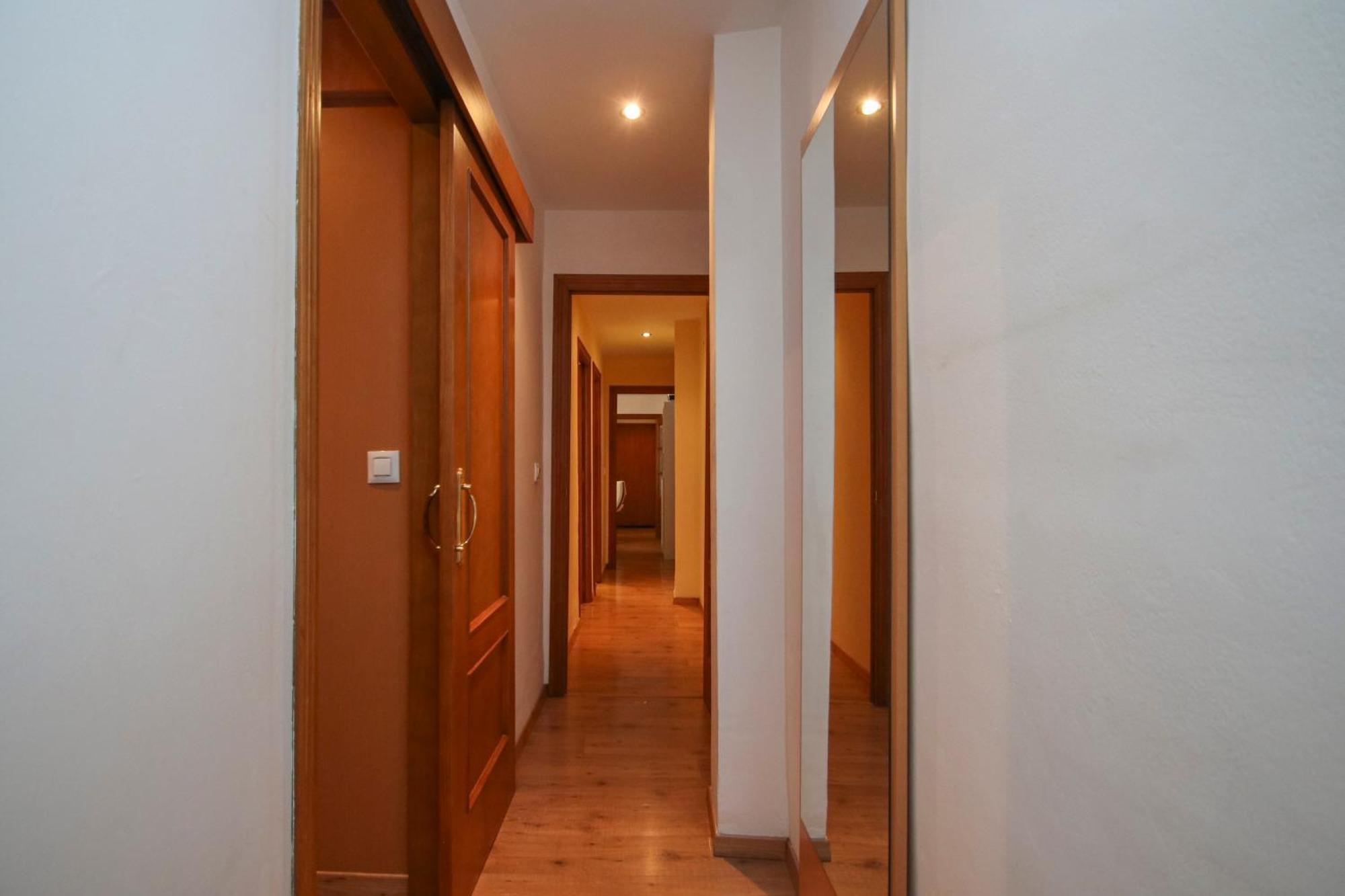 Spacious 2 Bedroom Apt In The Heart Of Triana セビリア エクステリア 写真